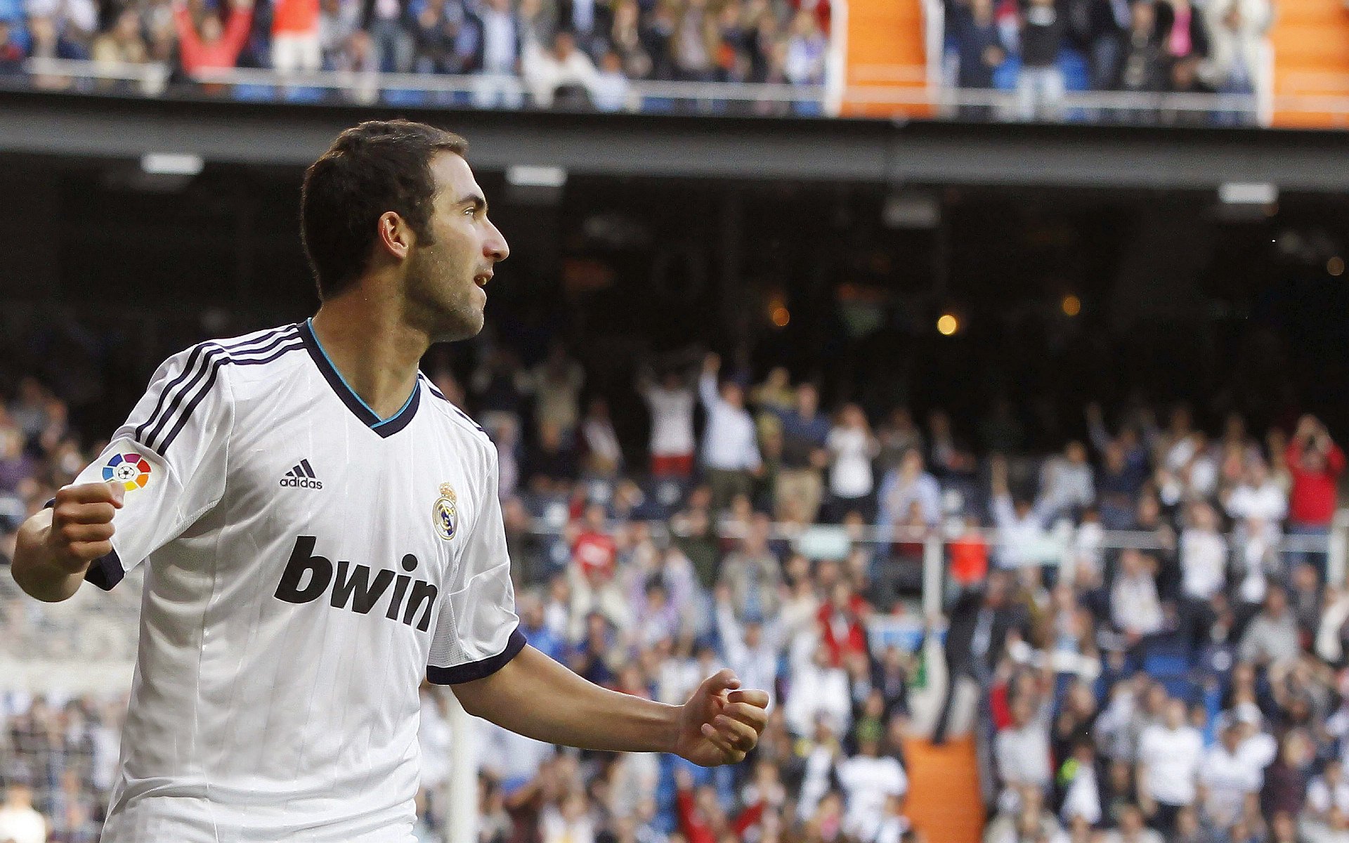 开云体育中国官网-跨洋连线！广东三分箭雨射落火箭，文班亚马西甲德比上演未来统治